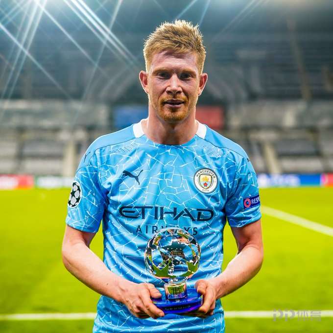 卡斯尔成最年轻30+10+5&3三分且命中率不低于70%球员