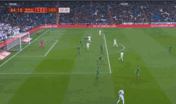 弗兰克·桑切斯与小理查德·托雷斯将进行重量级拳王资格赛，双方已达成协议，但进展缓慢。